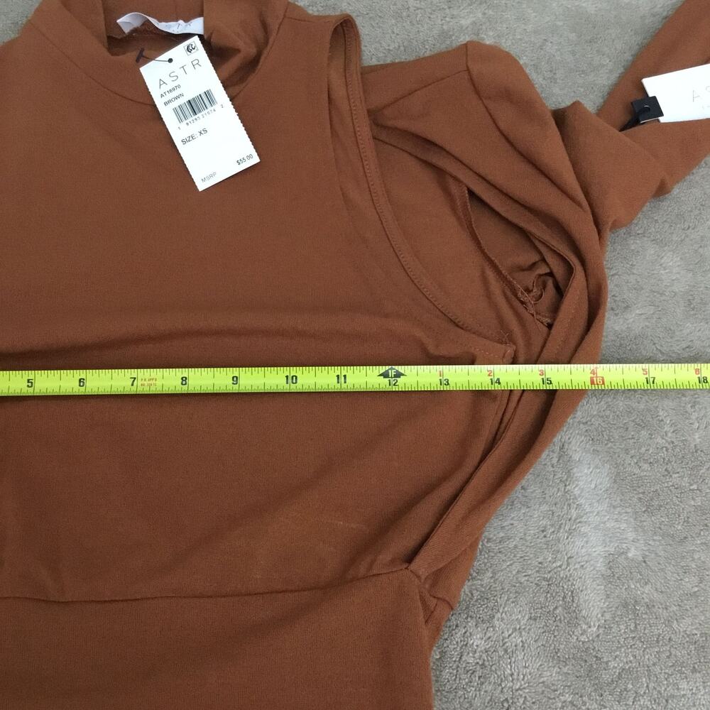 ASTR The Label  Mock Neck Brown Shrug Top Sz XS - Picture 8 of 10